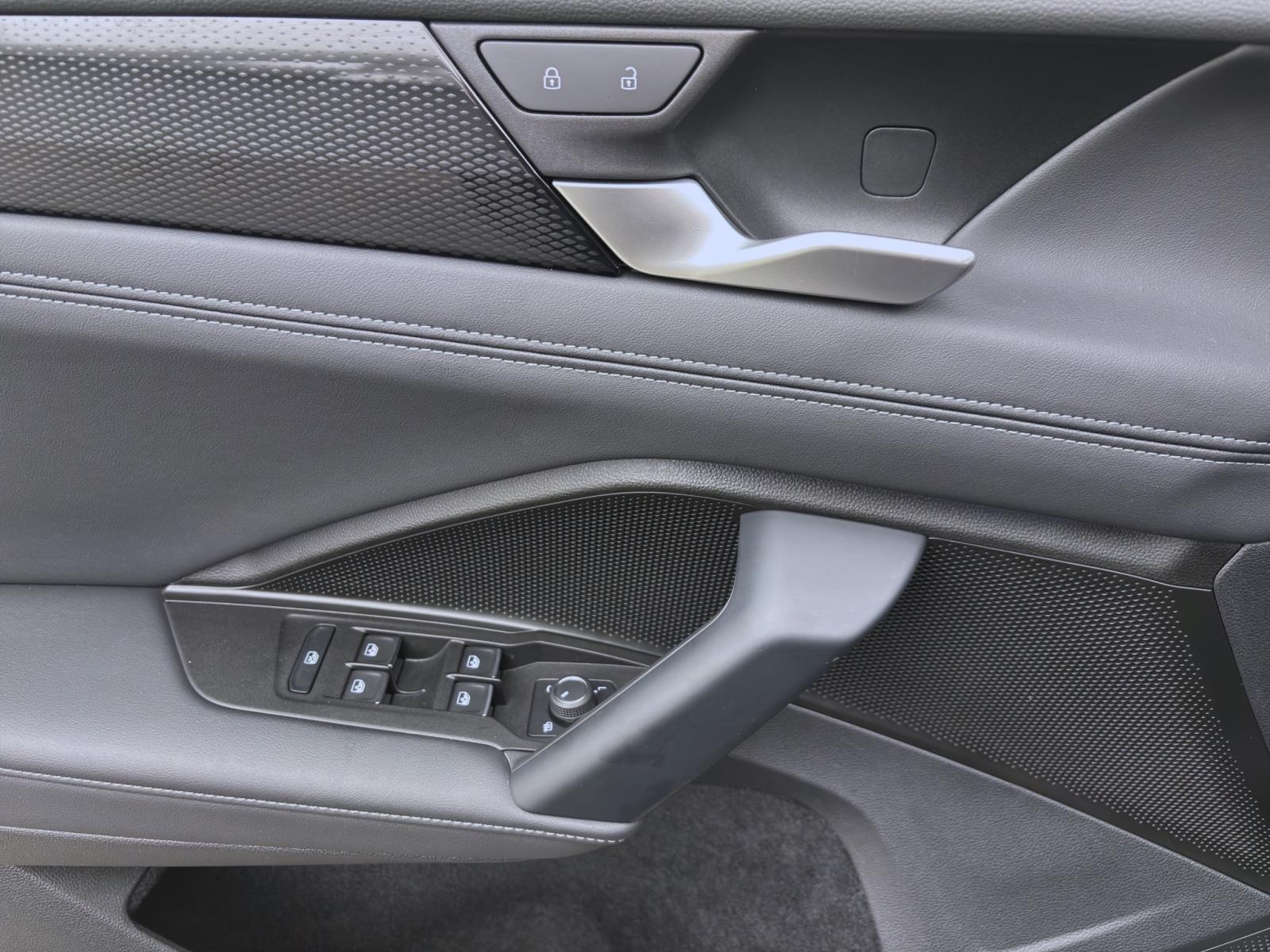 Volkswagen Tiguan 1.5 eTSI DSG LIFE NAVI AHK KAMERA PDC