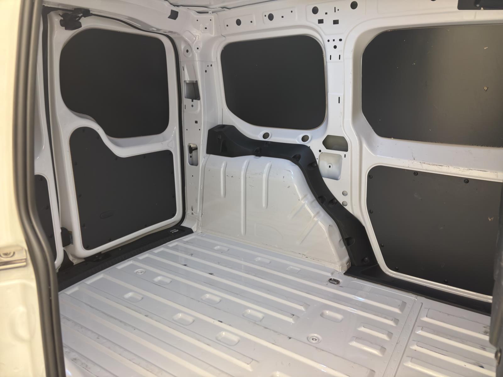Volkswagen Caddy Cargo 2.0 TDI KASTEN PDC GRA SITZHZG