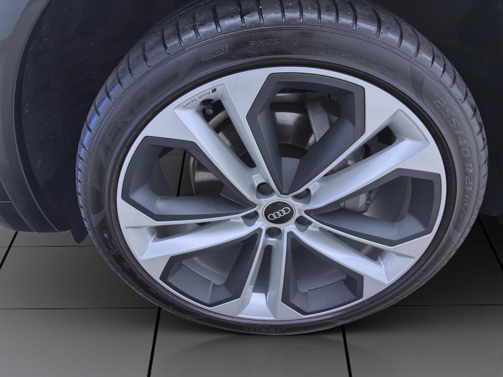 Audi Q5 40 TDI Q S LINE AHK KAMERA LM21 NAVI+