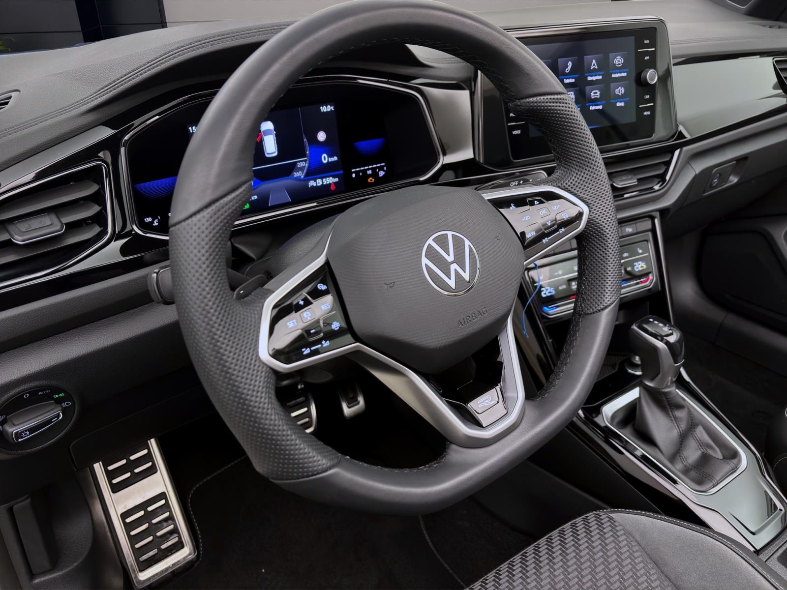 Volkswagen T-Roc Cabrio 1.5 TSI DSG R-LINE NAVI KAMERA PDC LM19