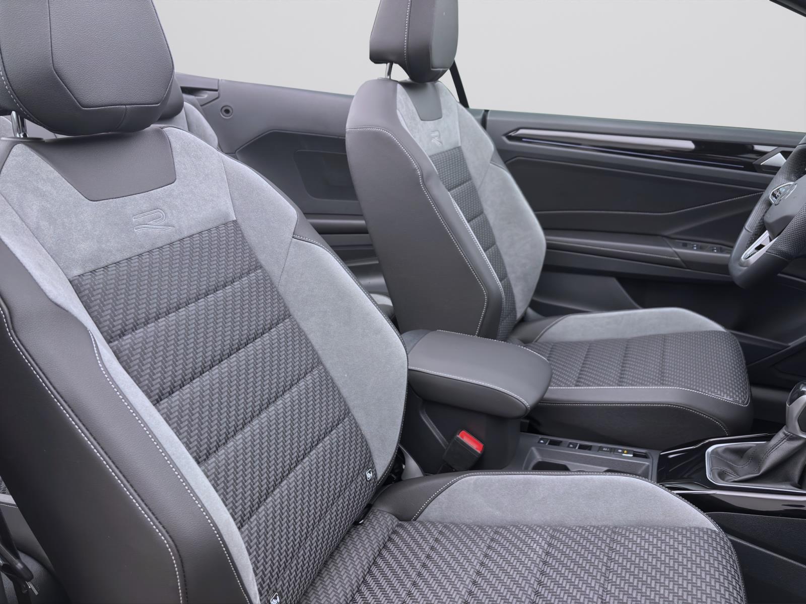 Volkswagen T-Roc Cabrio 1.5 TSI DSG R-LINE NAVI KAMERA PDC LM19