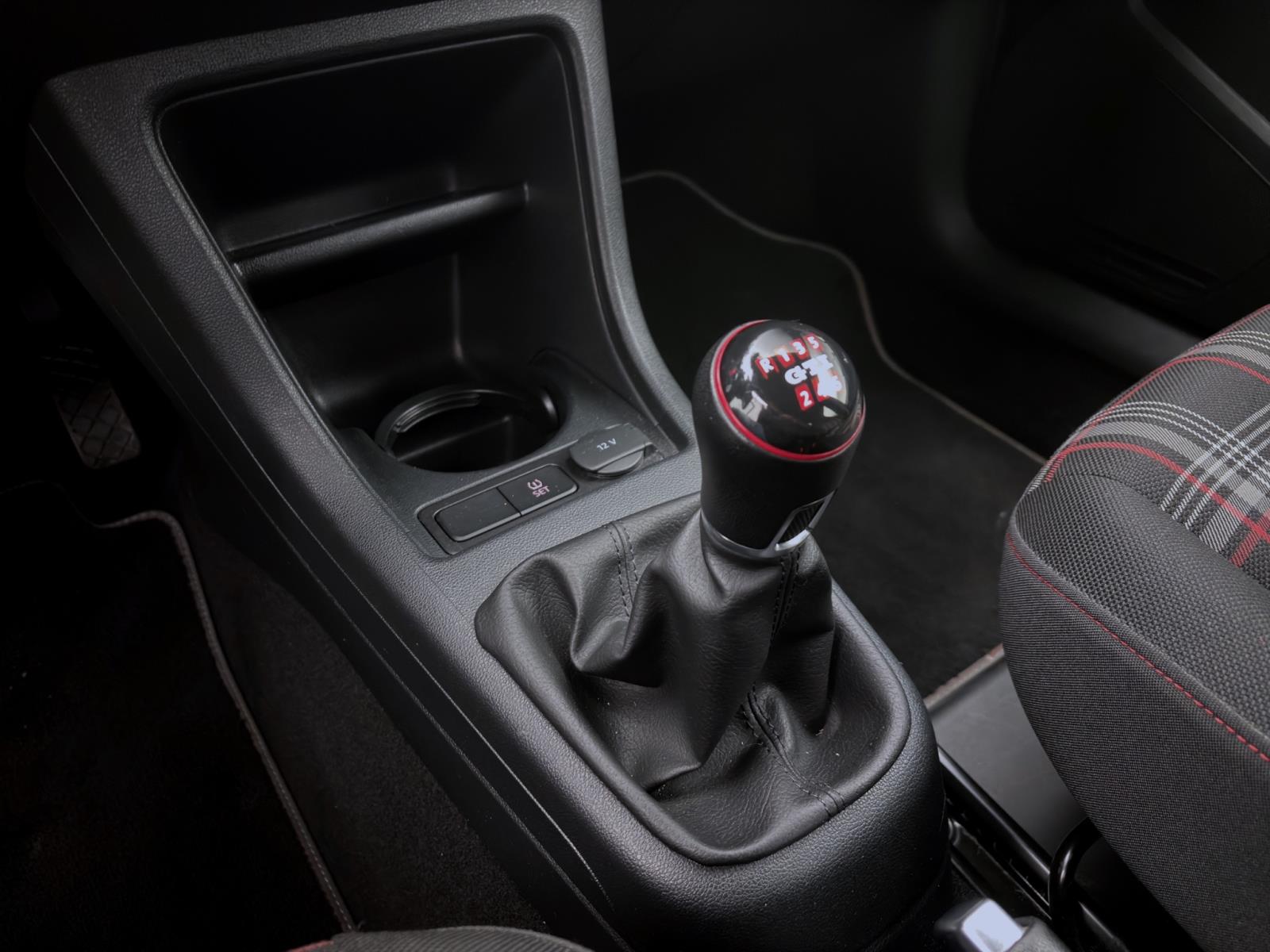 Volkswagen up! GTI KAMERA KLIMA PDC SITZHZG LM17 BEATS