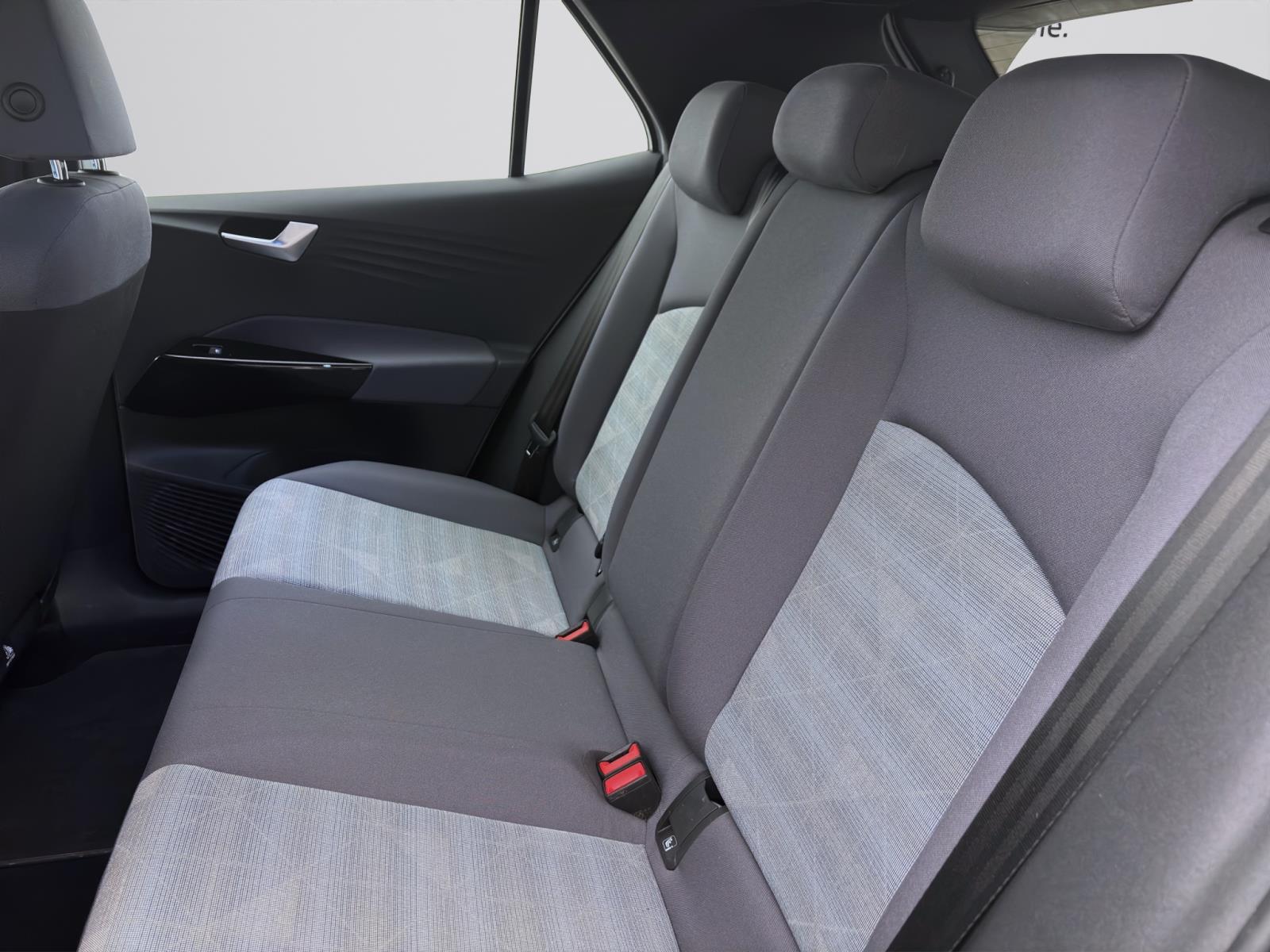 Volkswagen ID.3 PRO PERFORMANCE AHK NAVI KLIMA PDC ACC