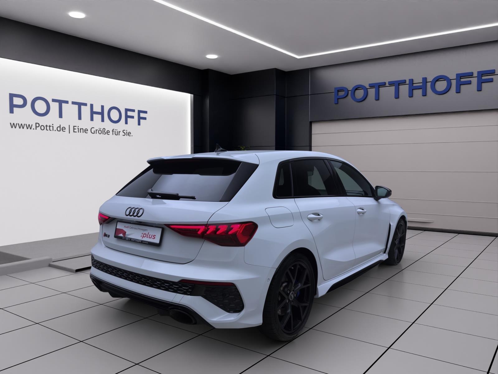 Audi RS3 Sportback Q NAVI MATRIX KAMERA B&O