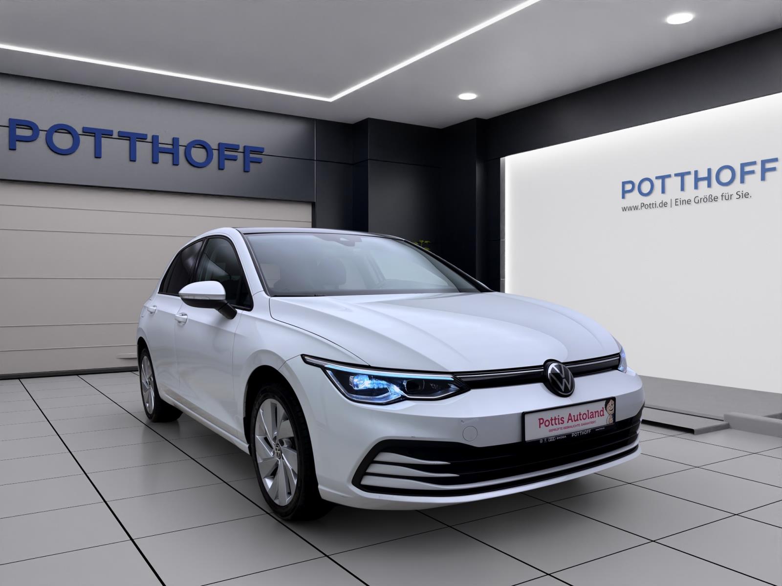 Volkswagen Golf 2.0 TDI LIFE STDHZG NAVI AHK PANO