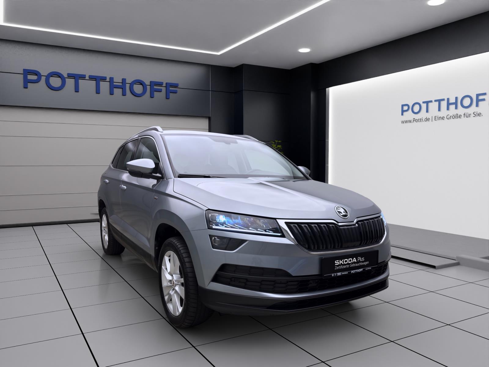 Skoda Karoq 1.0 TSI CLEVER KAMERA PDC SITZHZG KLIMA