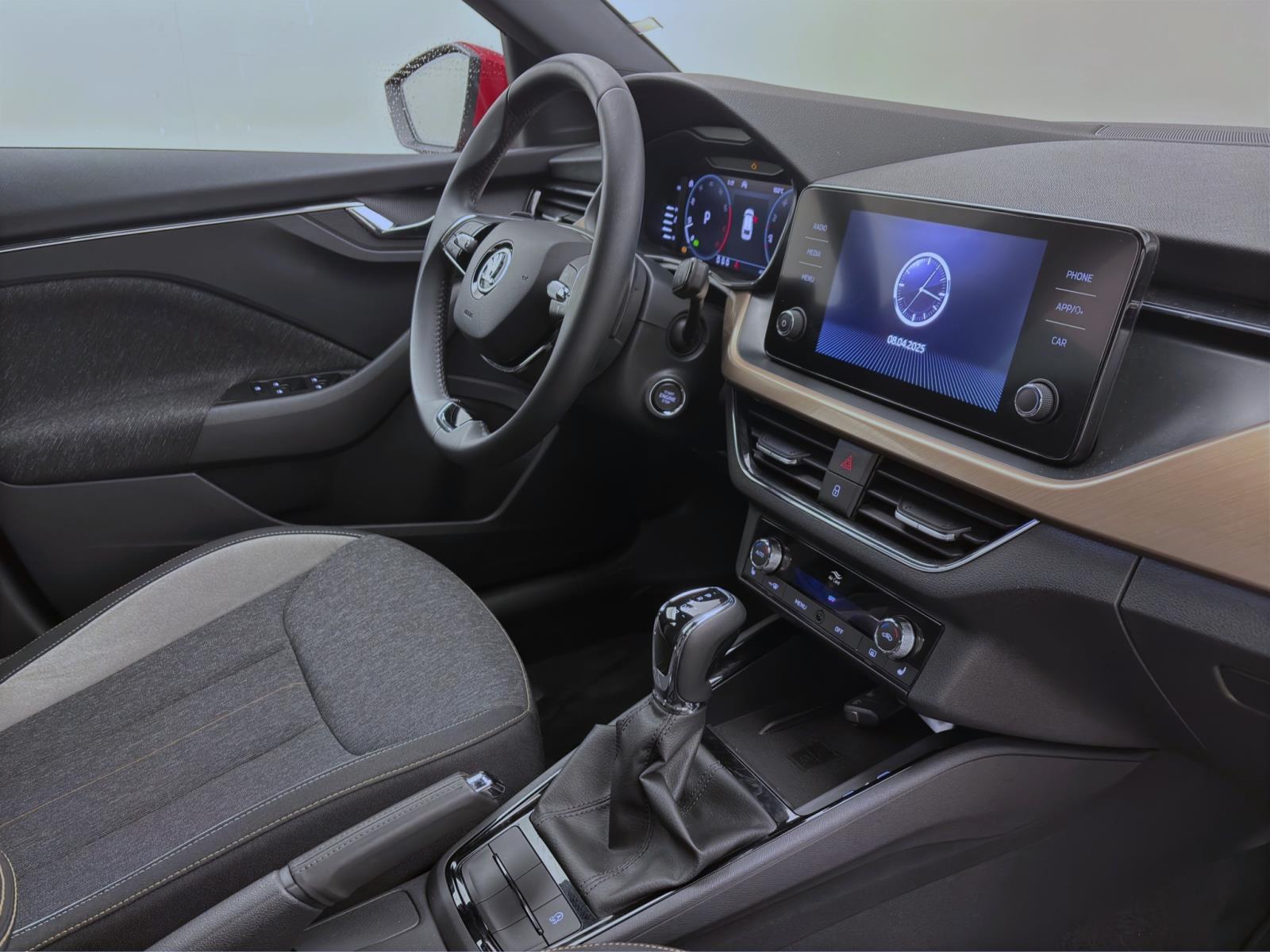 Skoda Scala 1.5 TSI DSG STYLE PDC KLIMA SITZHZG PANO