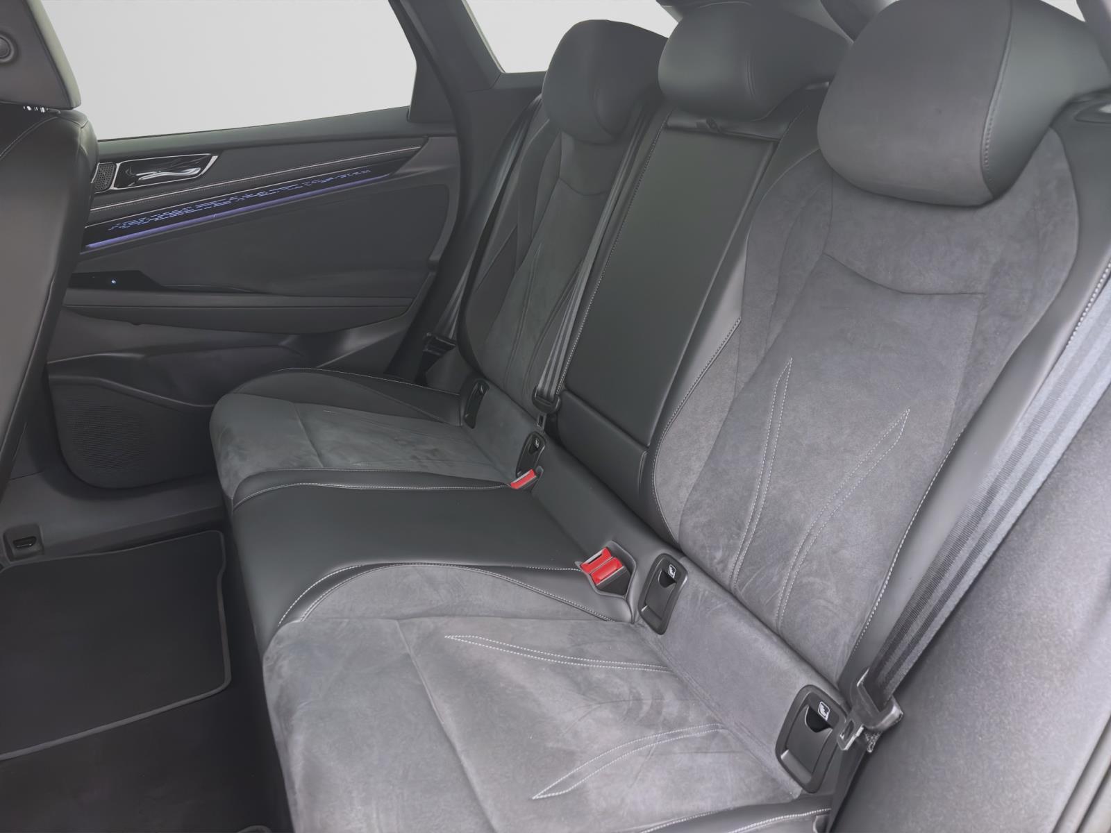 Volkswagen ID.7 Tourer PRO AHK NAVI IQ.LIGHT HuD
