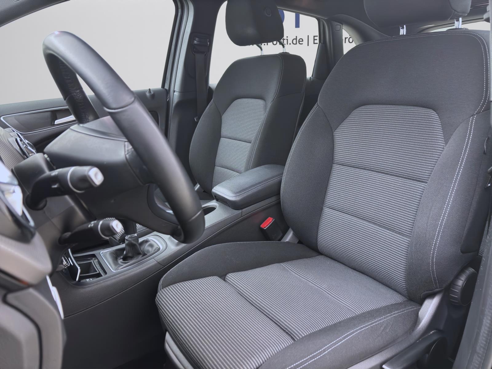 Mercedes-Benz B 180 BlueEfficiency STYLE NAVI SITZHZG GRA