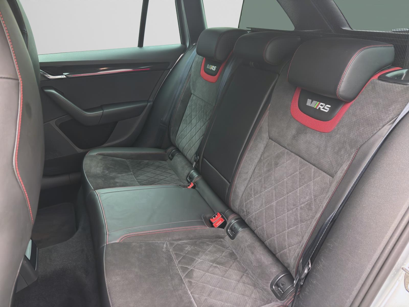Skoda Octavia Combi RS AHK NAVI KAMERA SITZHZG