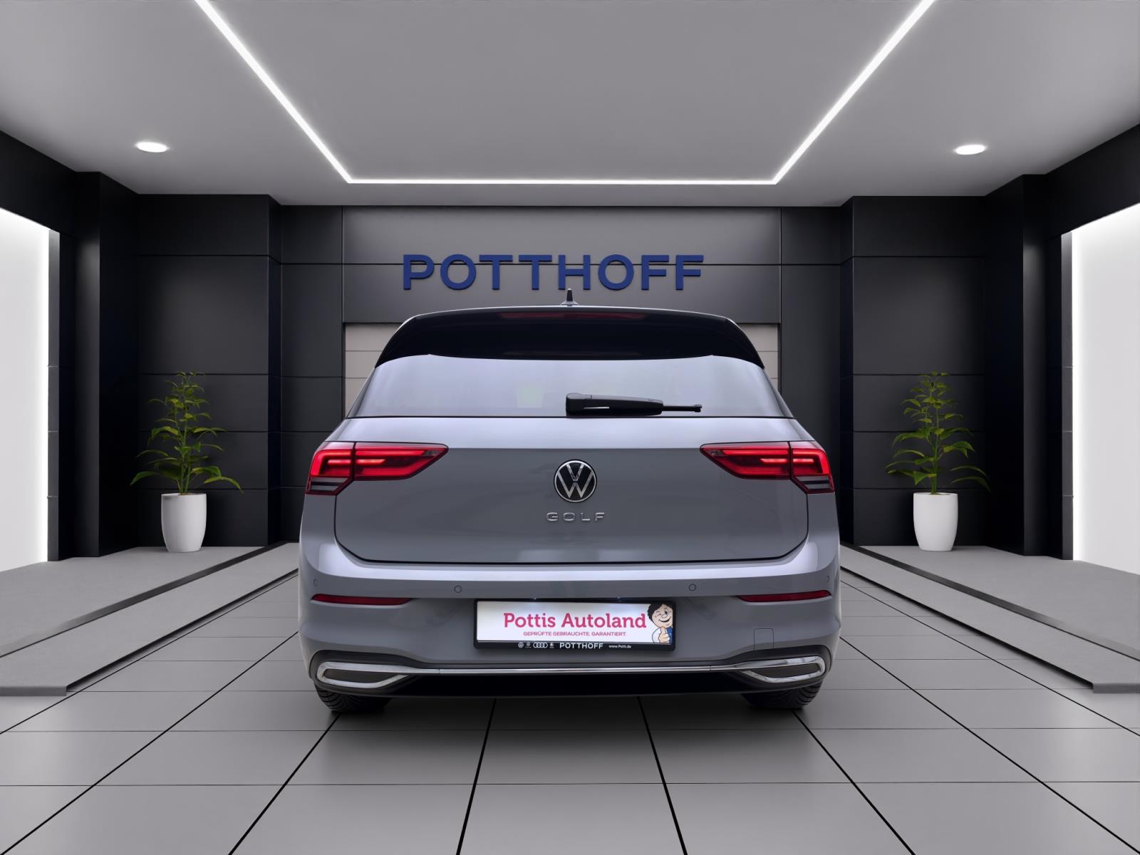 Volkswagen Golf 1.0 TSI ACTIVE NAVI SITZHZG LED PDC