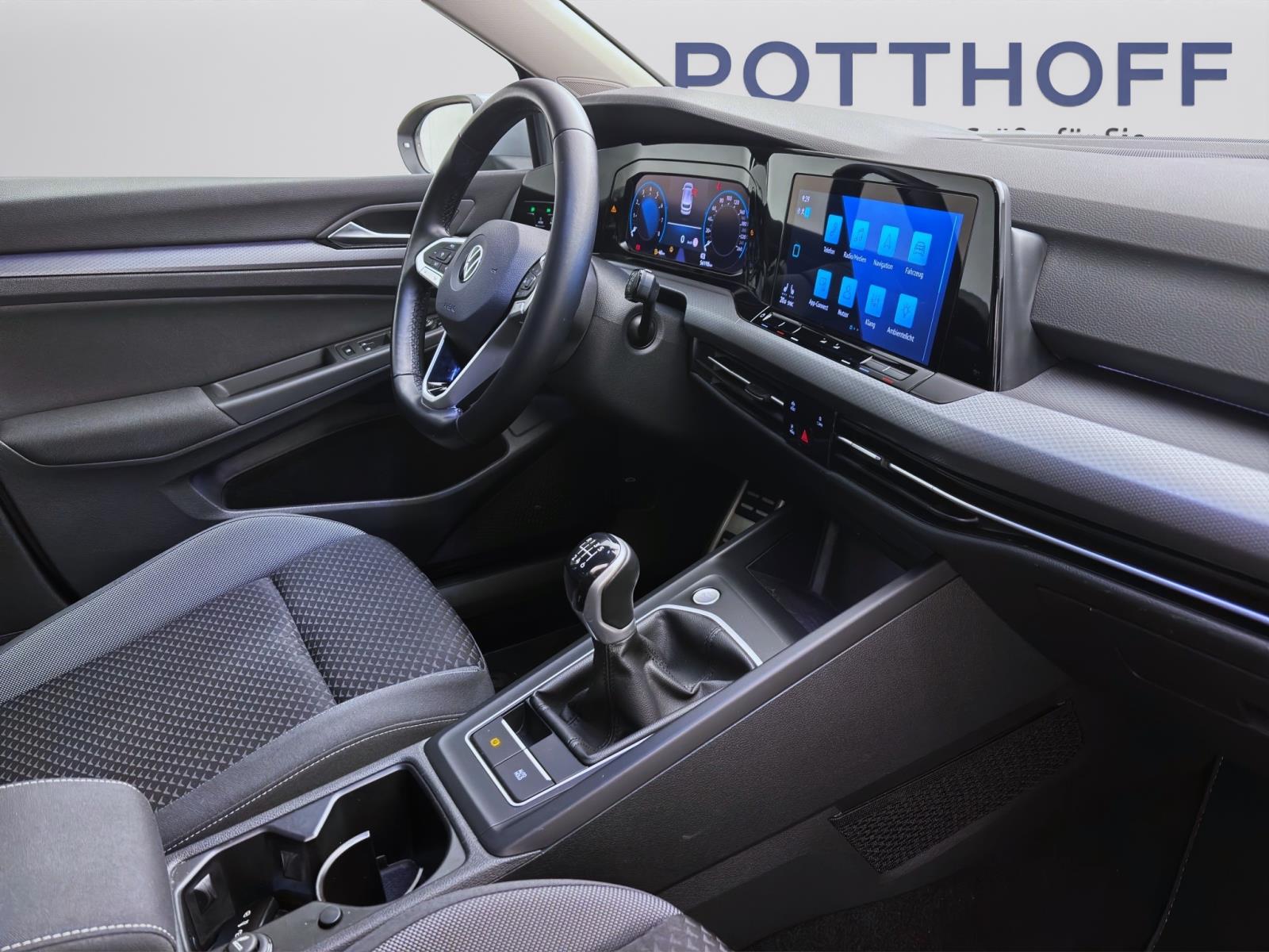 Volkswagen Golf 1.0 TSI ACTIVE NAVI SITZHZG LED PDC