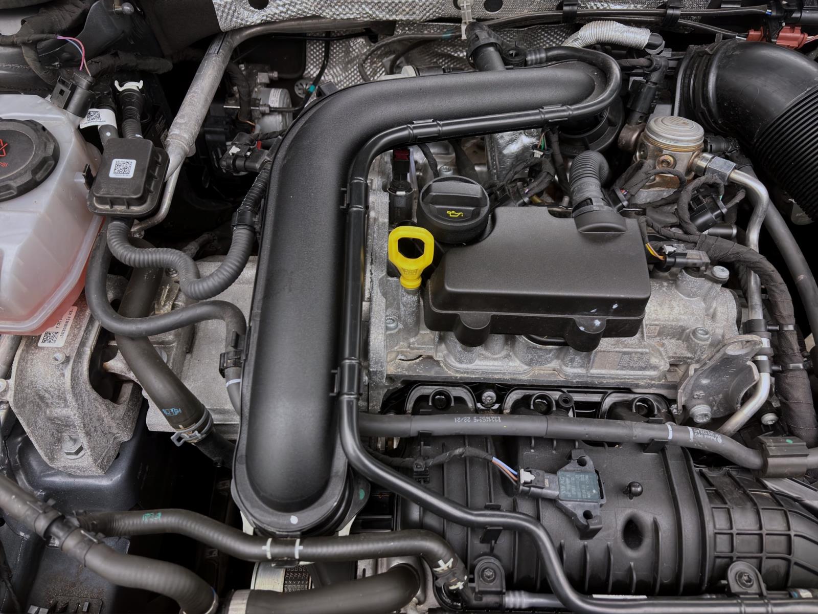 Volkswagen Golf 1.0 TSI ACTIVE NAVI SITZHZG LED PDC