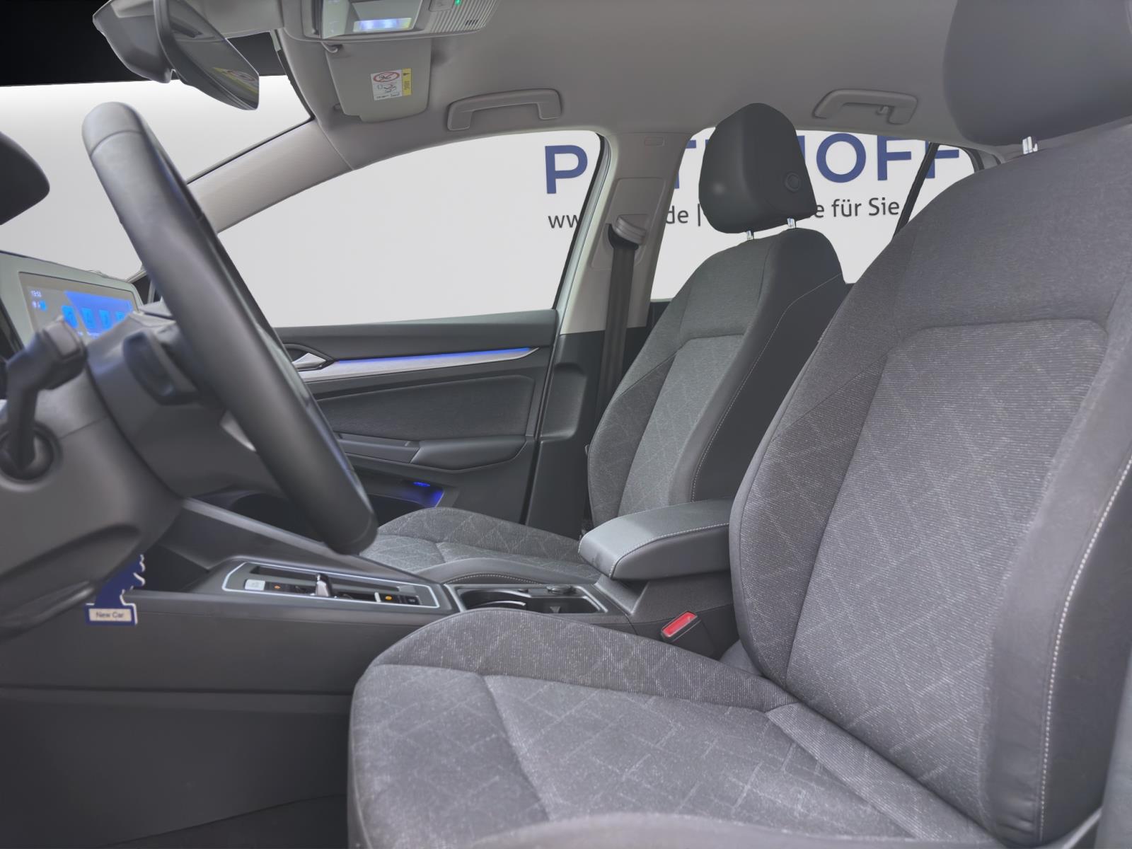 Volkswagen Golf 2.0 TDI DSG LIFE KAMERA ACC LED SITZHZG