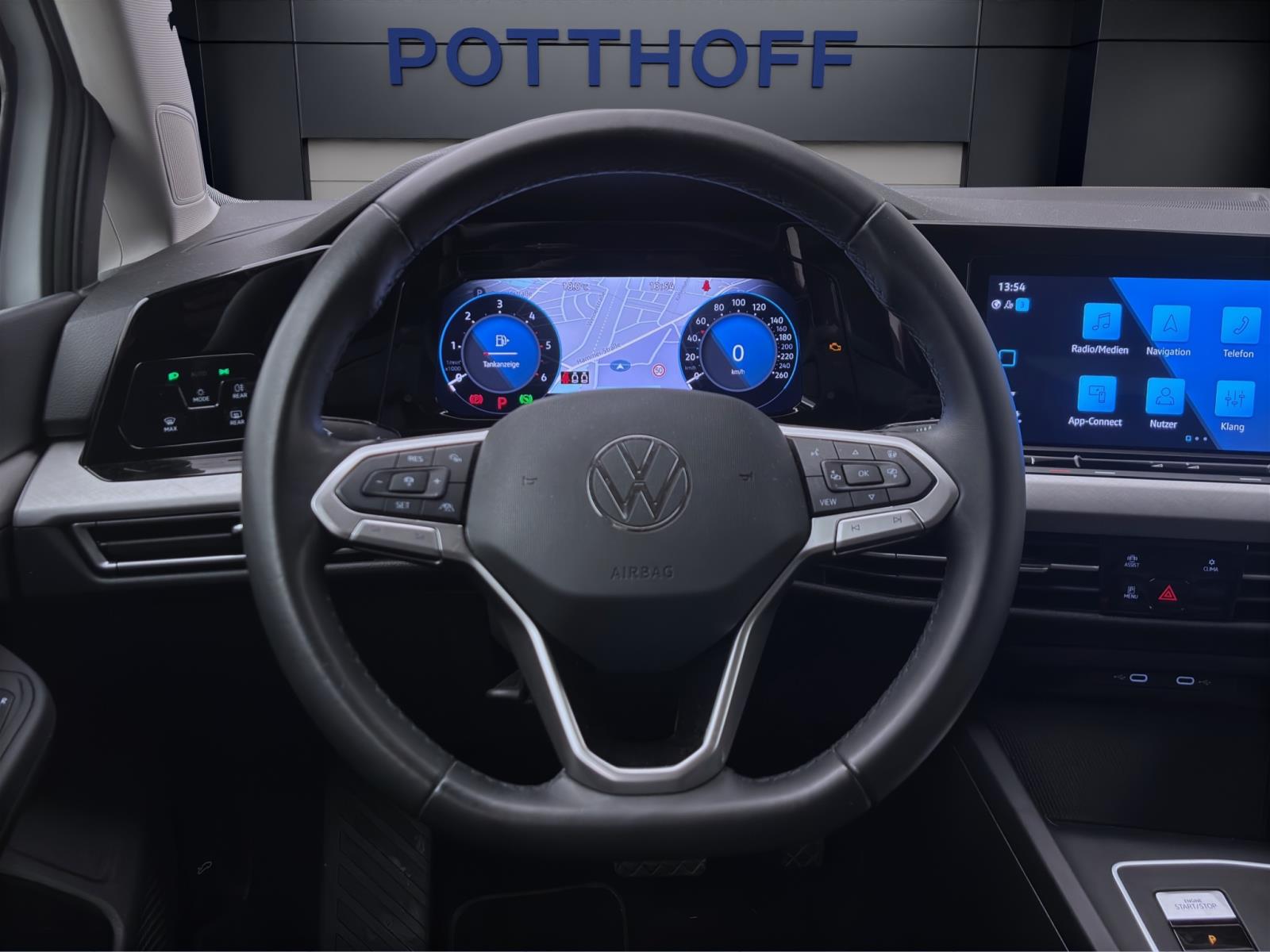 Volkswagen Golf 2.0 TDI DSG LIFE KAMERA ACC LED SITZHZG