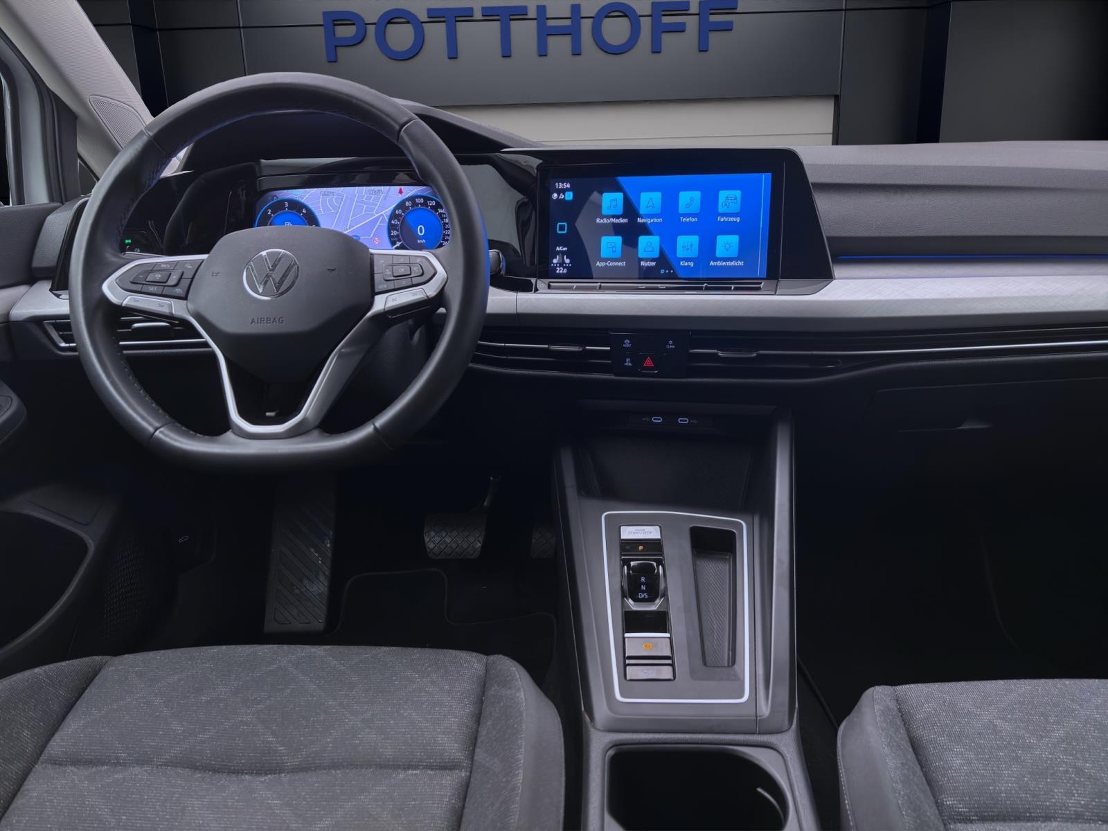 Volkswagen Golf 2.0 TDI DSG LIFE KAMERA ACC LED SITZHZG