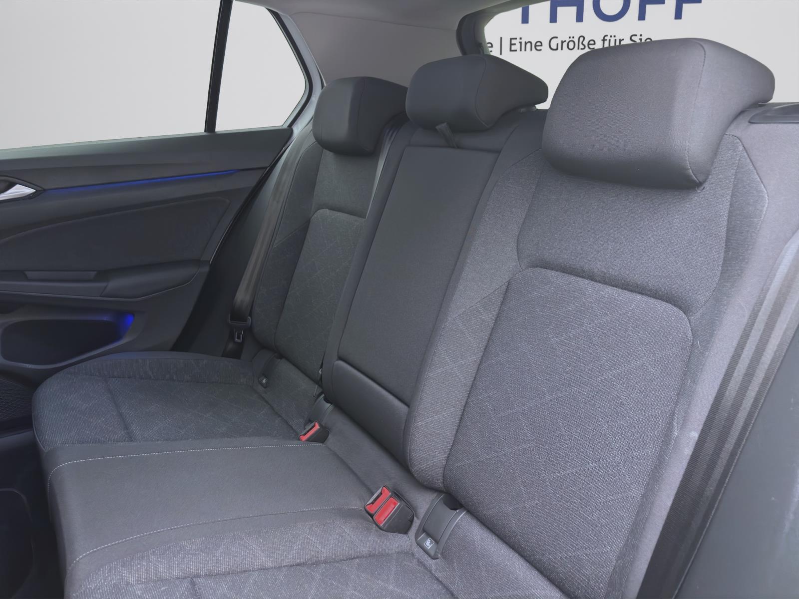 Volkswagen Golf 2.0 TDI DSG LIFE KAMERA ACC LED SITZHZG
