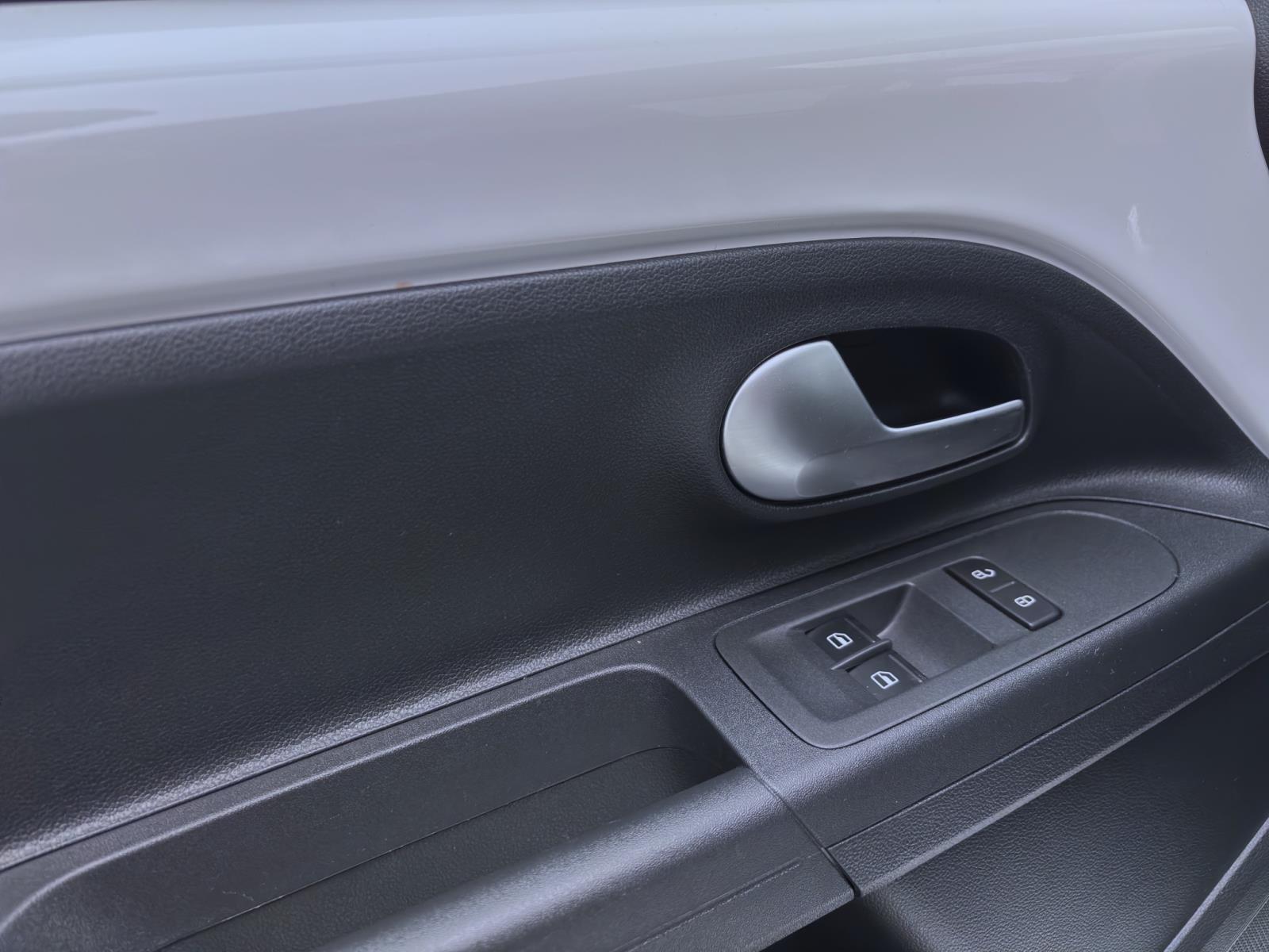 Volkswagen e-up! e-move up! KLIMA DAB+ LM15