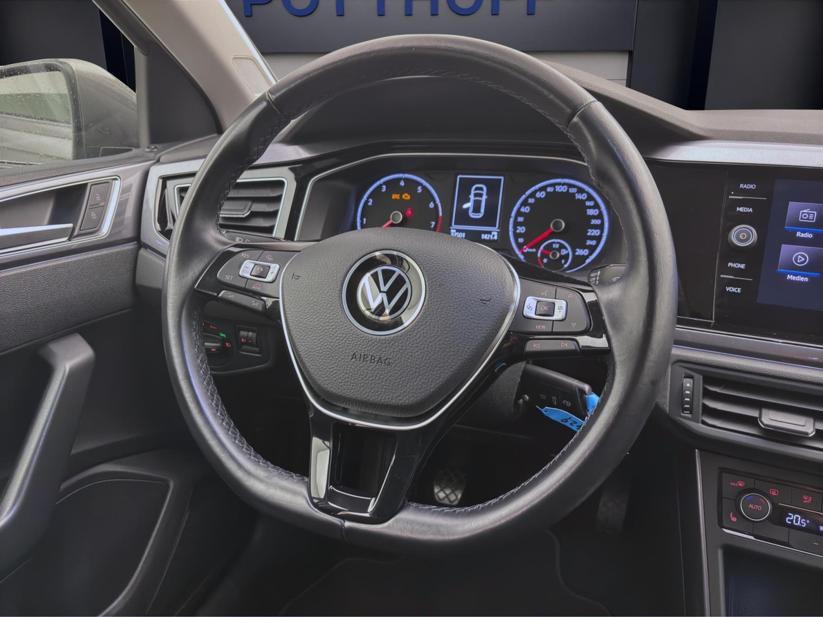 Volkswagen Polo 1.0 TSI HIGHLINE NAVI ACC SITZHZG PDC