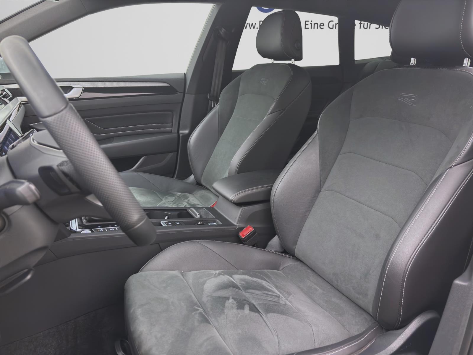Volkswagen Arteon Shooting Brake 2.0 TSI DSG R-LINE NAVI AHK ACC