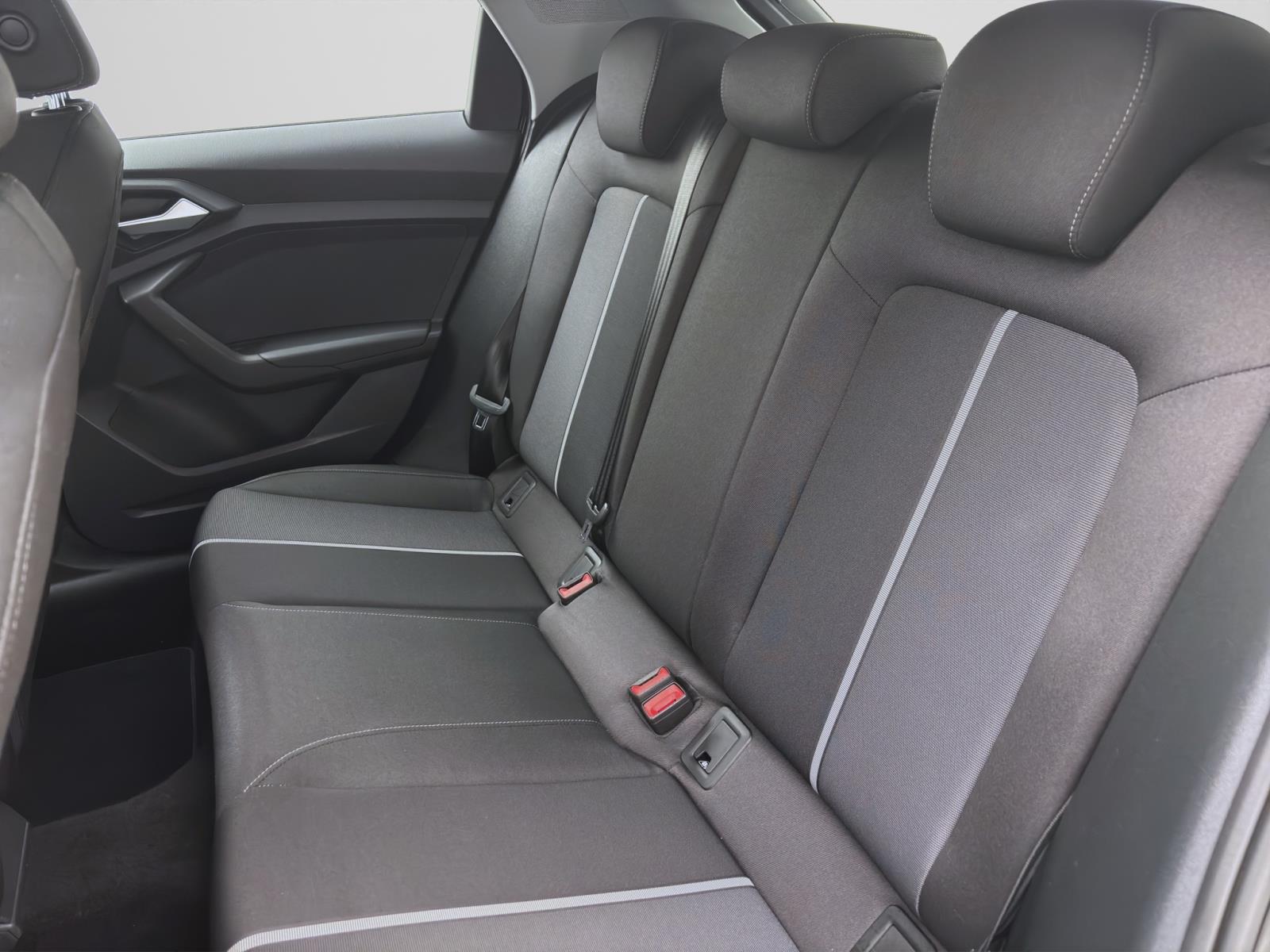 Audi A1 Sportback 25 TFSI SITZHZG GRA PDC KLIMA