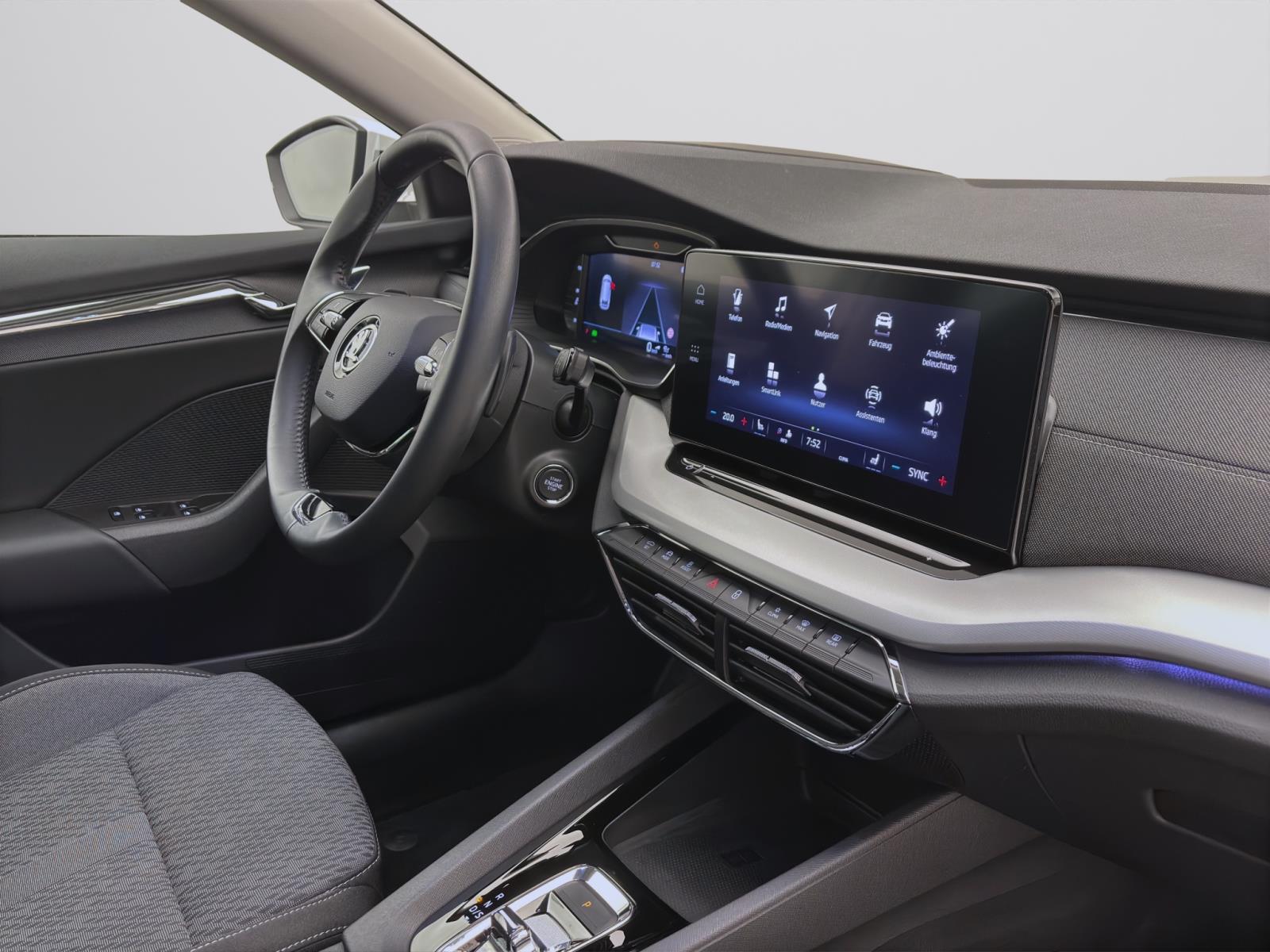Skoda Octavia Combi 2.0 TDI DSG STYLE NAVI PDC KLIMA LED