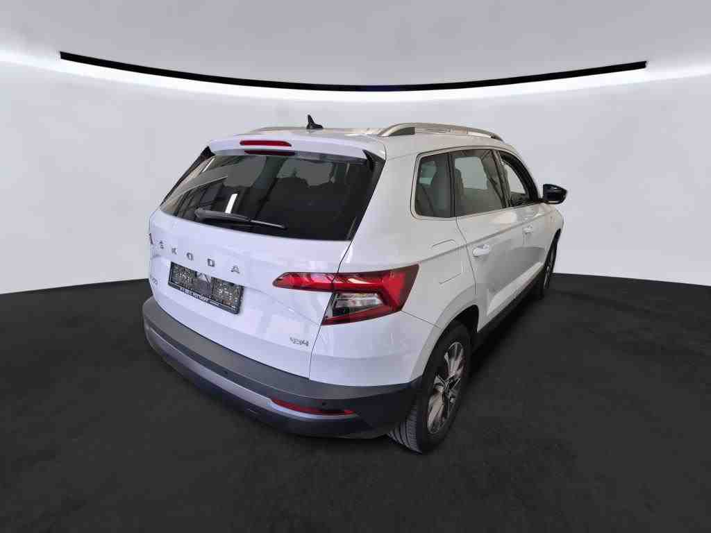 Skoda Karoq 2.0 TDI DSG 4x4 CLEVER NAVI KAMERA PDC SITZHZG