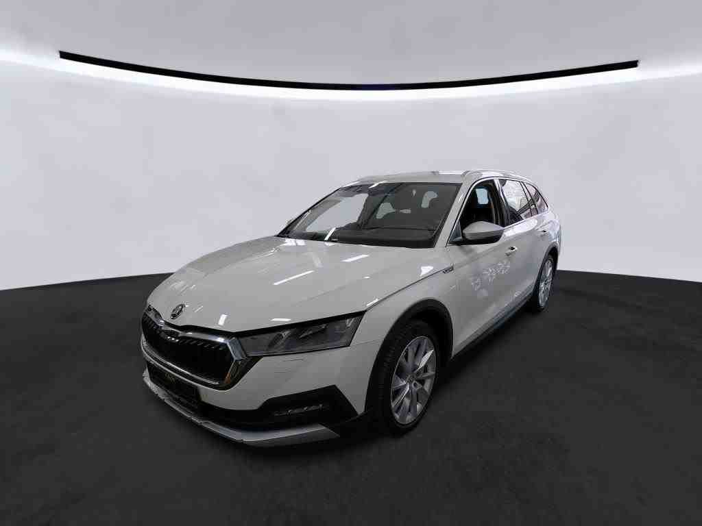 Skoda Octavia Combi 2.0 TDI DSG 4x4 SCOUT NAVI AHK PDC SITZHZG