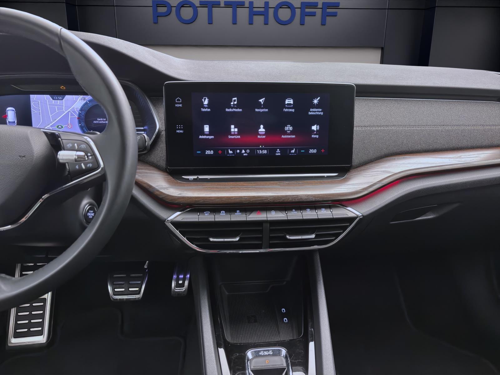 Skoda Octavia Combi 2.0 TDI DSG 4x4 SCOUT NAVI AHK PDC SITZHZG
