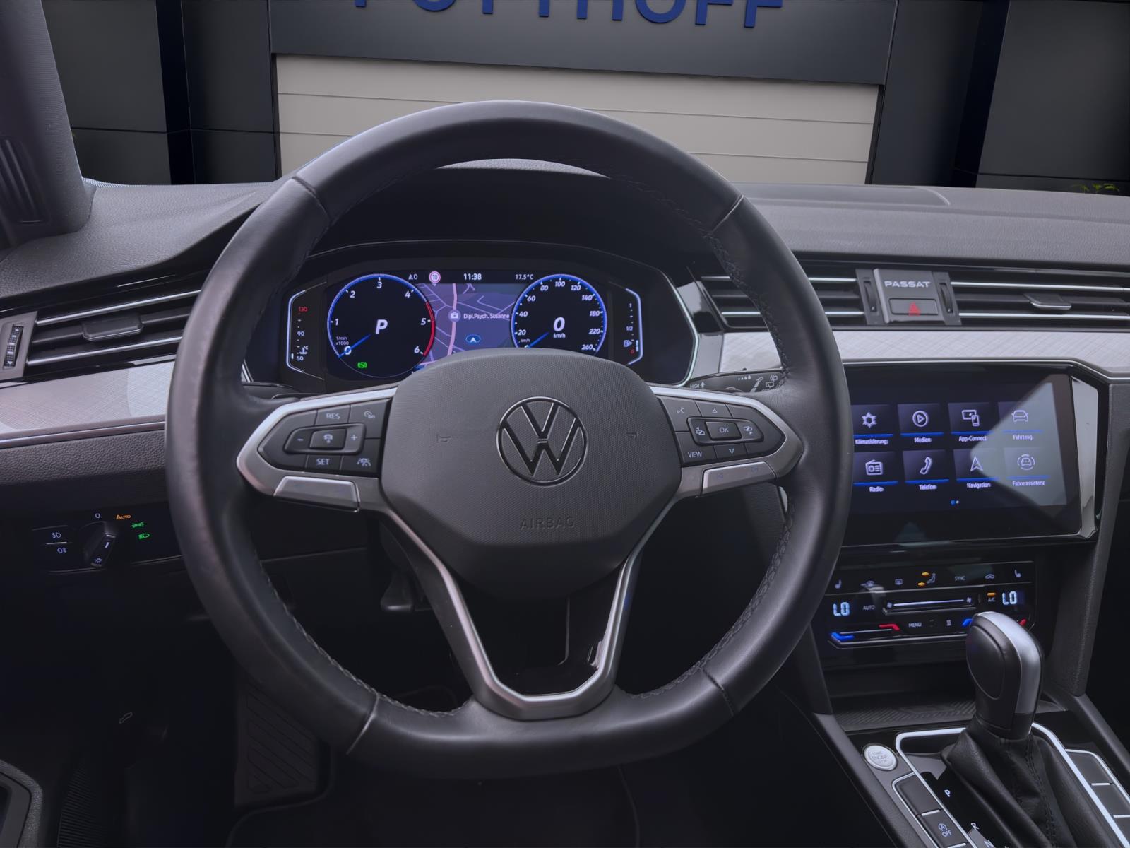 Volkswagen Passat Variant 2.0 TDI DSG BUSINESS STDHZG AHK NAVI KAMERA