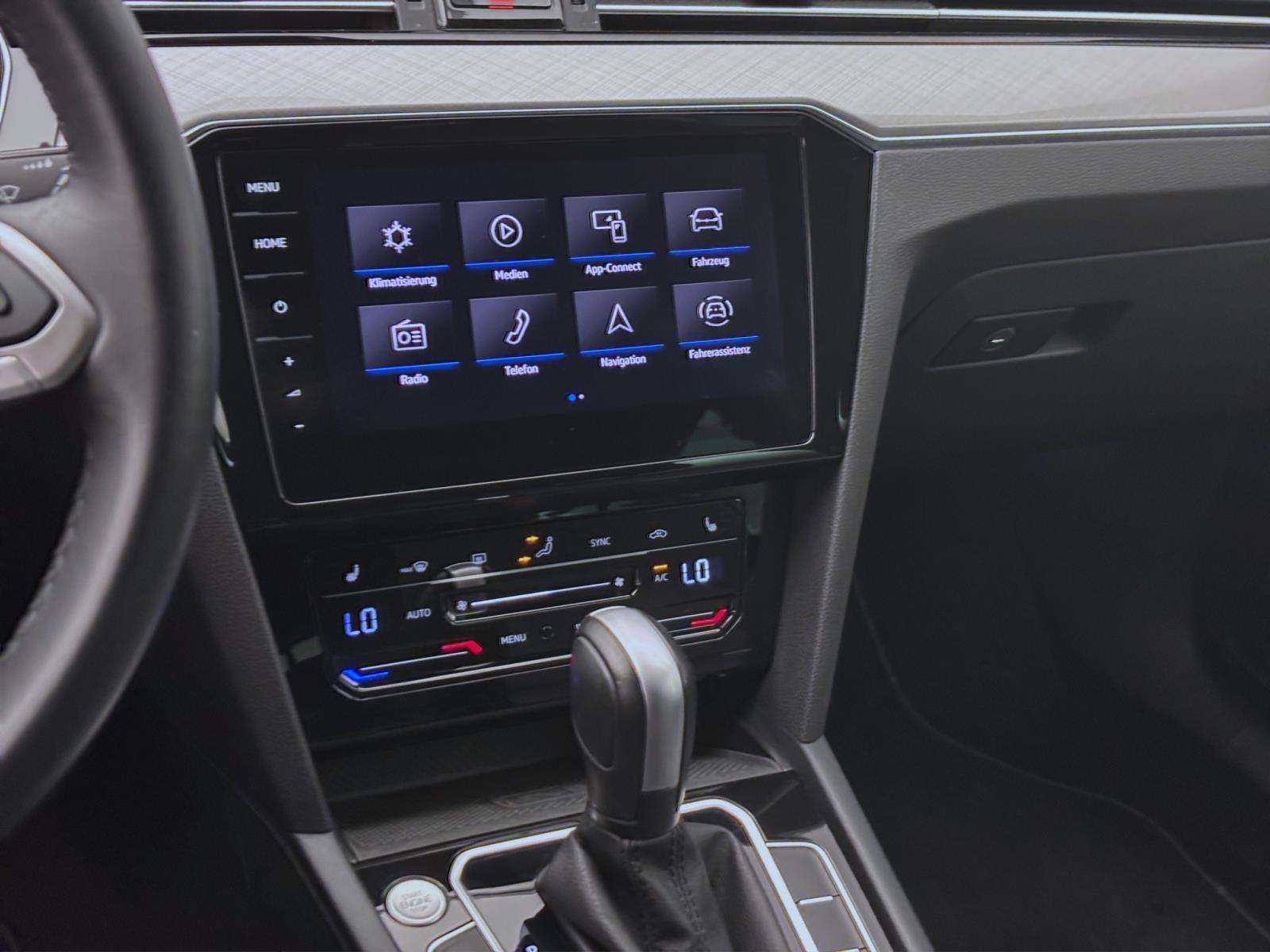 Volkswagen Passat Variant 2.0 TDI DSG BUSINESS STDHZG AHK NAVI KAMERA