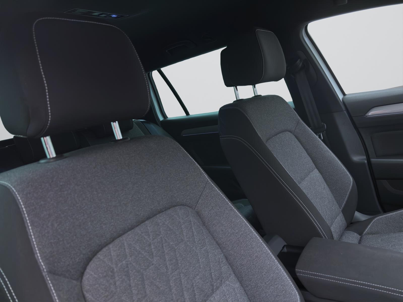 Volkswagen Passat Variant 2.0 TDI DSG BUSINESS STDHZG AHK NAVI KAMERA