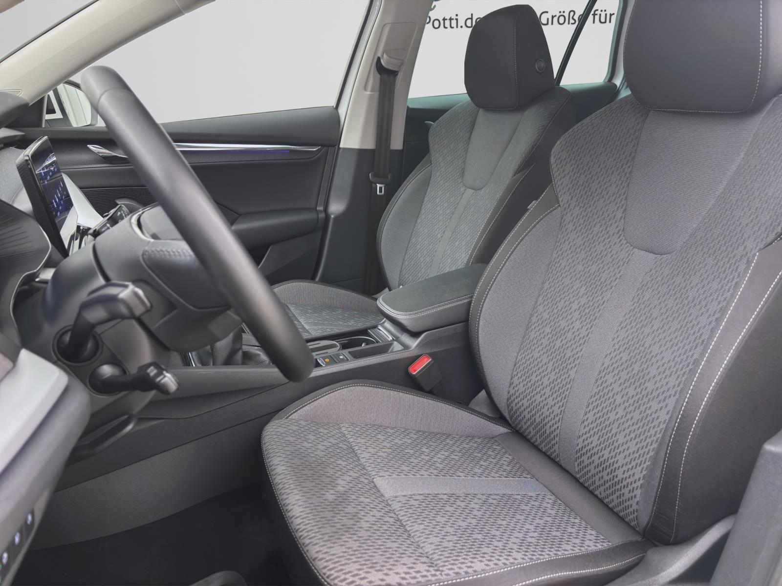 Skoda Octavia Combi 2.0 TDI STYLE LM17 AHK NAVI PDC