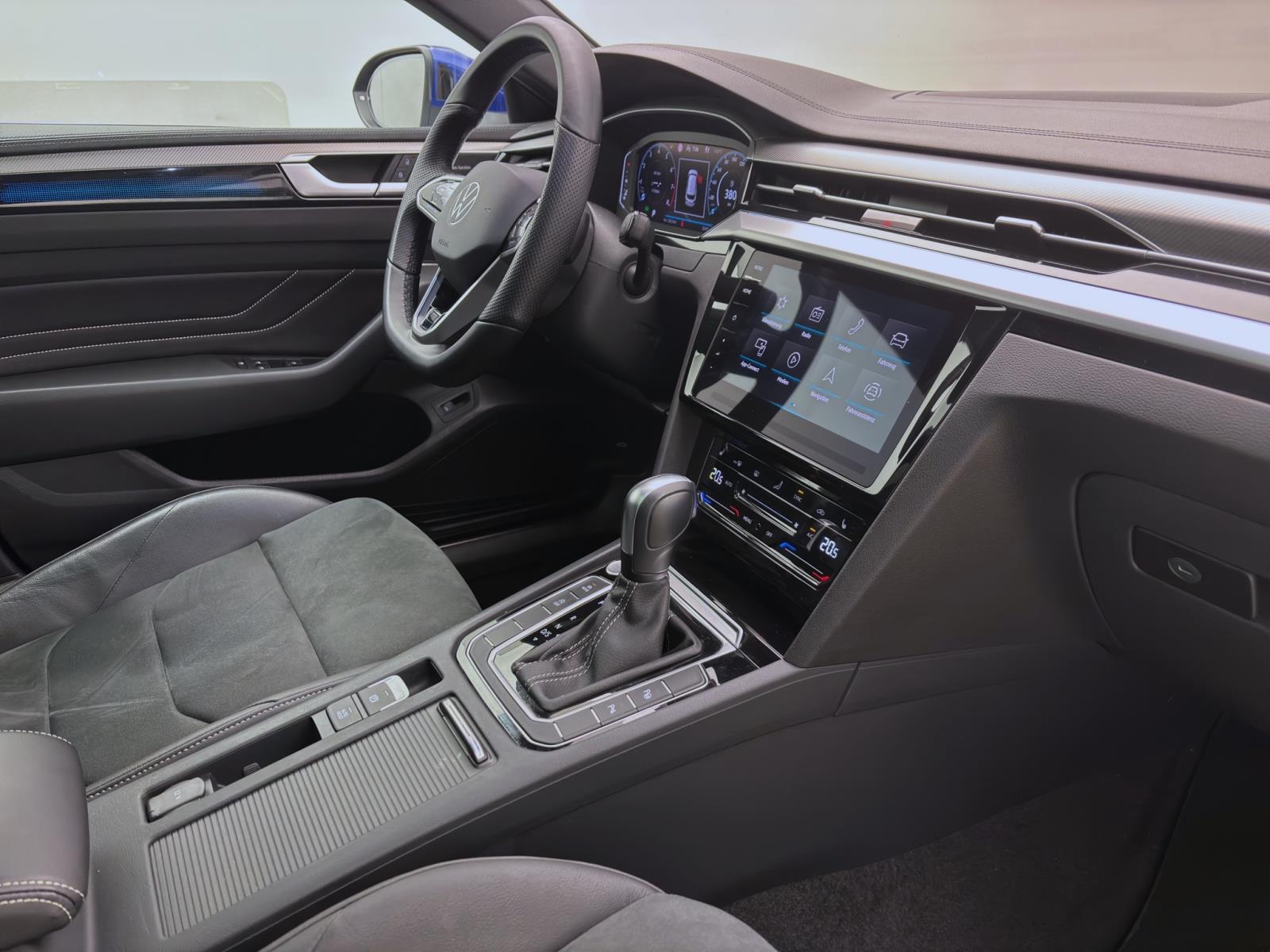 Volkswagen Arteon Shooting Brake 2.0 TSI DSG R-LINE NAVI KAMERA PDC PANO