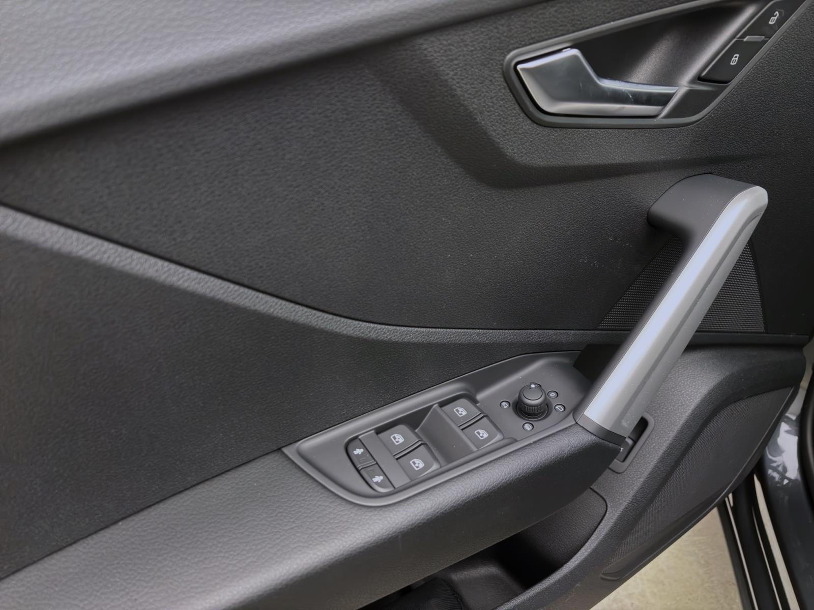 Audi Q2 30 TFSI MATRIX KAMERA SITZHZG PDC