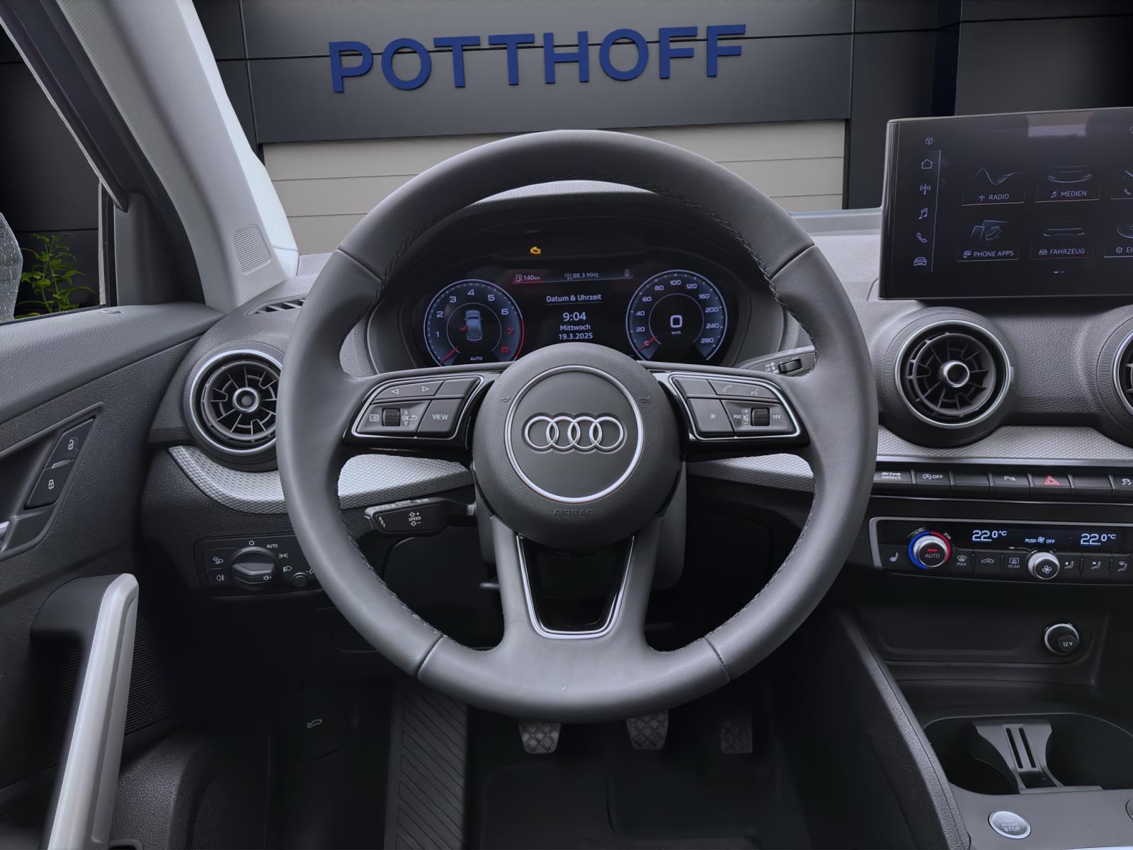 Audi Q2 30 TFSI MATRIX KAMERA SITZHZG PDC