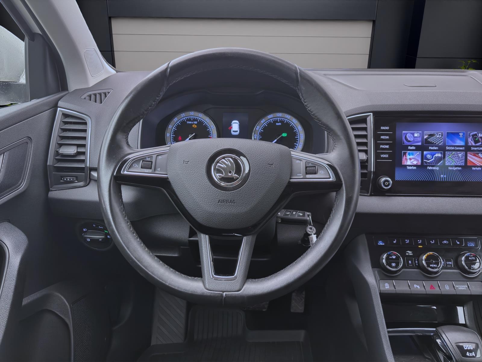 Skoda Karoq 2.0 TDI DSG 4x4 AMBITION NAVI STDHZG PDC SITZHZG