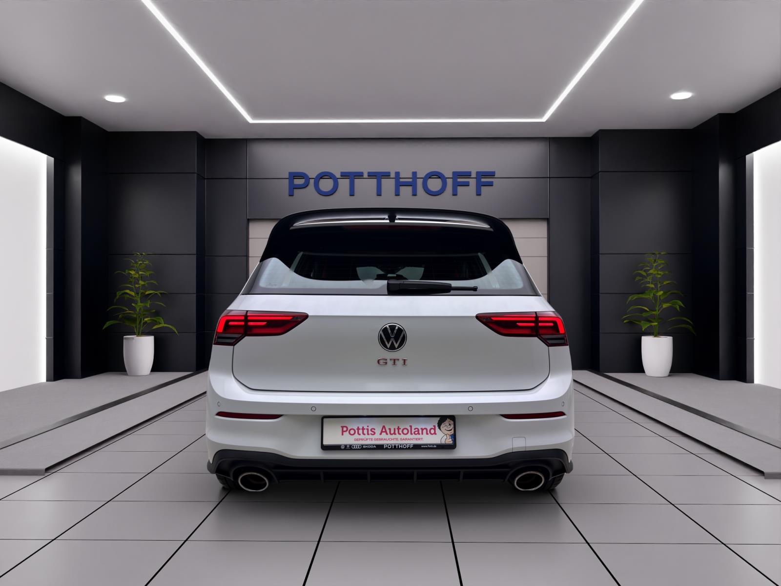Volkswagen Golf GTI CLUBSPORT NAVI PDC SITZHZG LED
