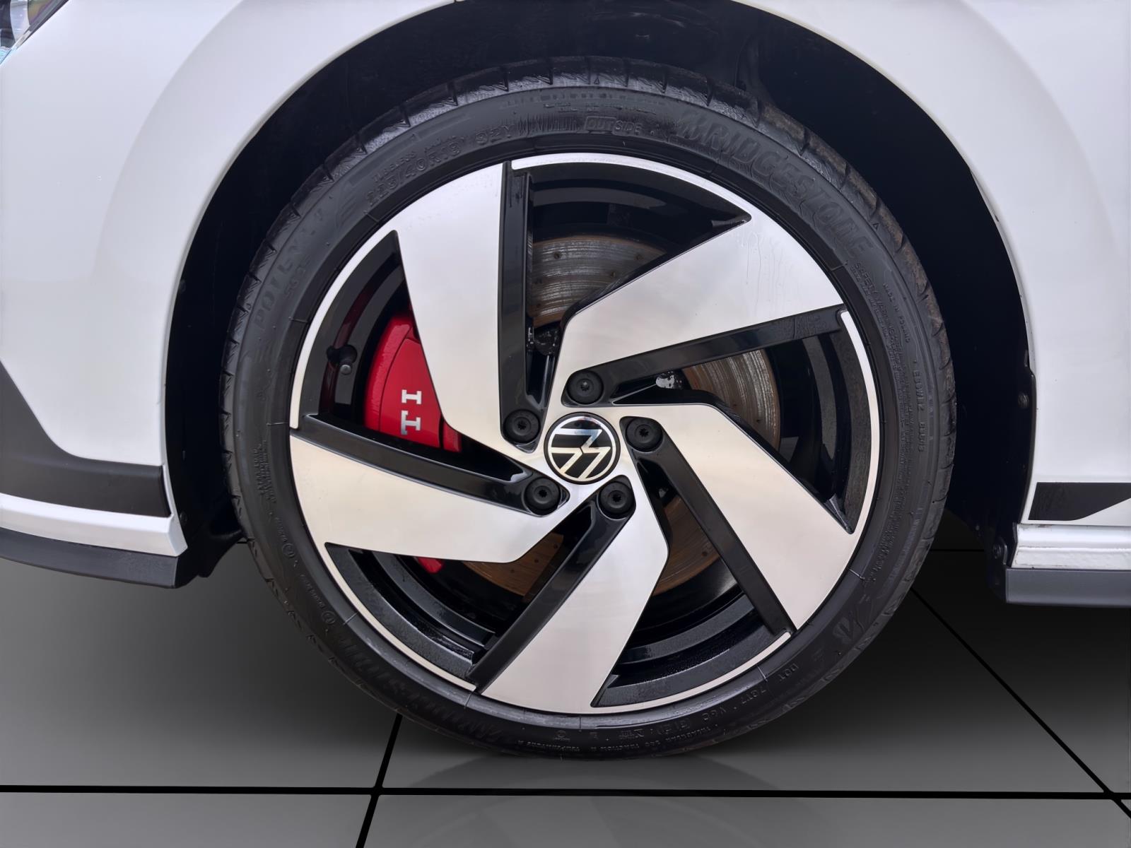 Volkswagen Golf GTI CLUBSPORT NAVI PDC SITZHZG LED