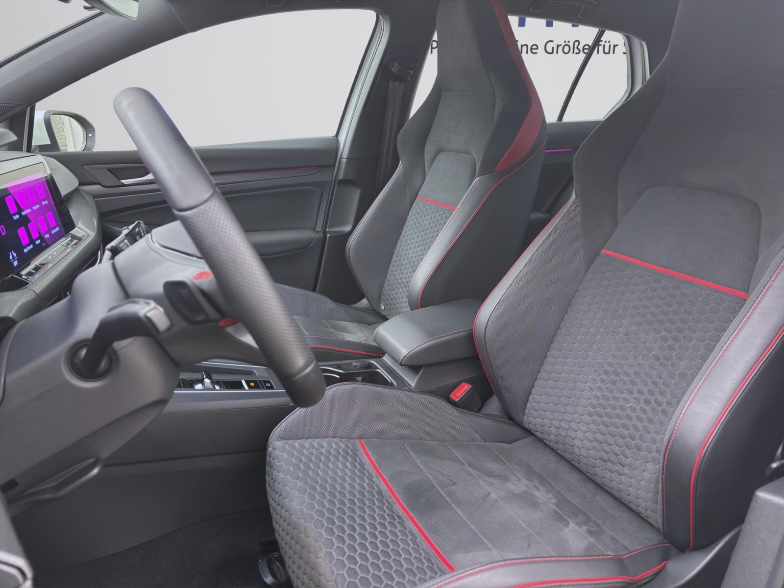 Volkswagen Golf GTI CLUBSPORT NAVI PDC SITZHZG LED