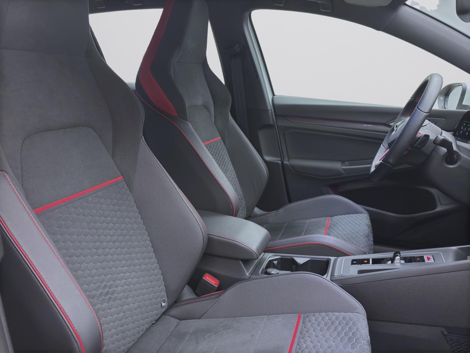 Volkswagen Golf GTI CLUBSPORT NAVI PDC SITZHZG LED