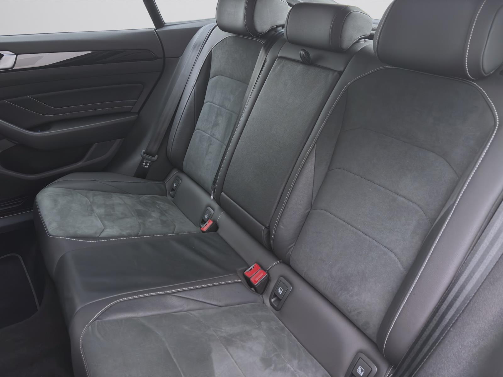 Volkswagen Arteon 2.0 TDI DSG ELEGANCE NAVI ACC LED KLIMA