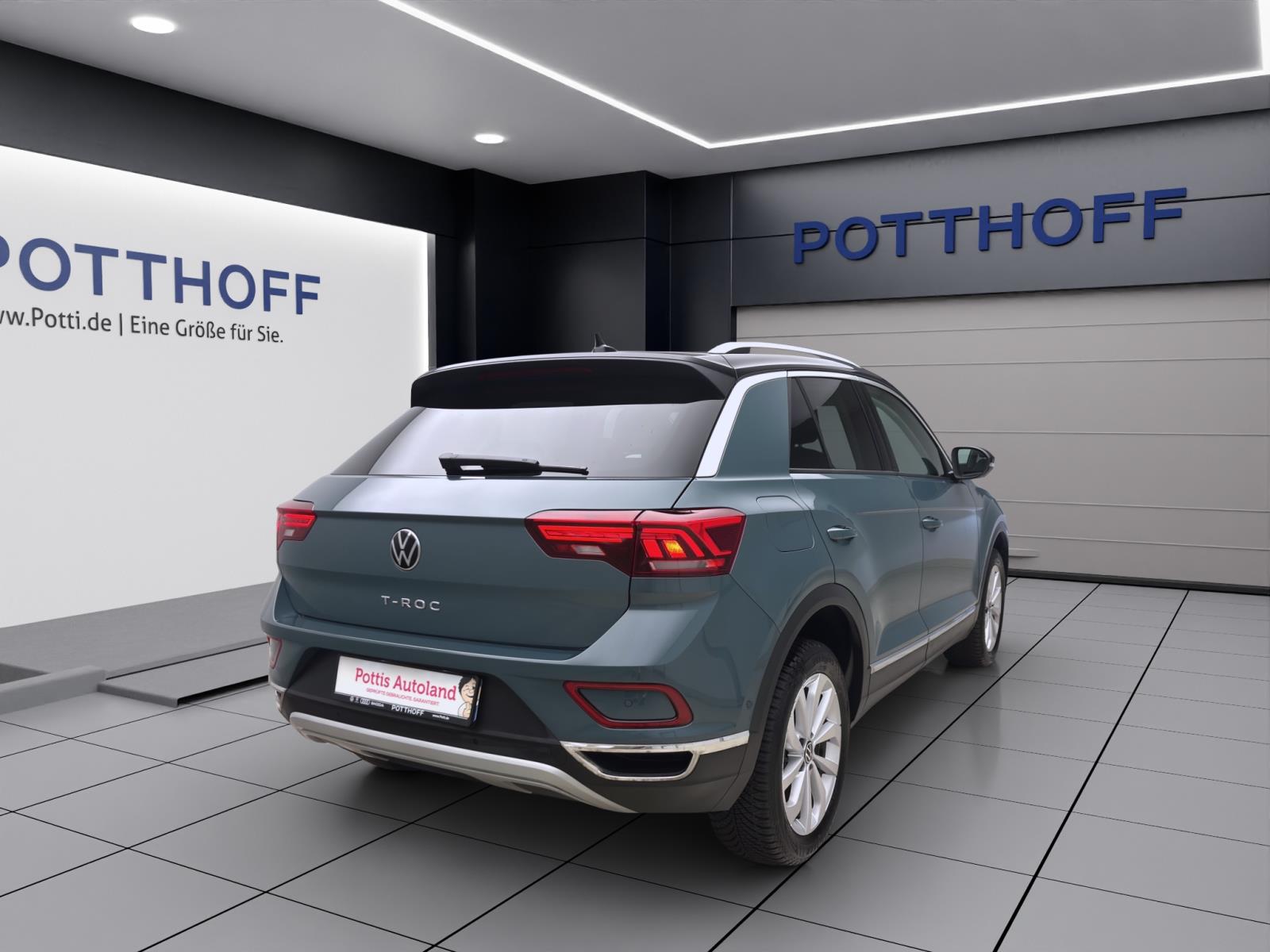 Bild 4: Volkswagen T-Roc 1.5 TSI DSG STYLE AHK NAVI D.COCKPIT SITZHZG