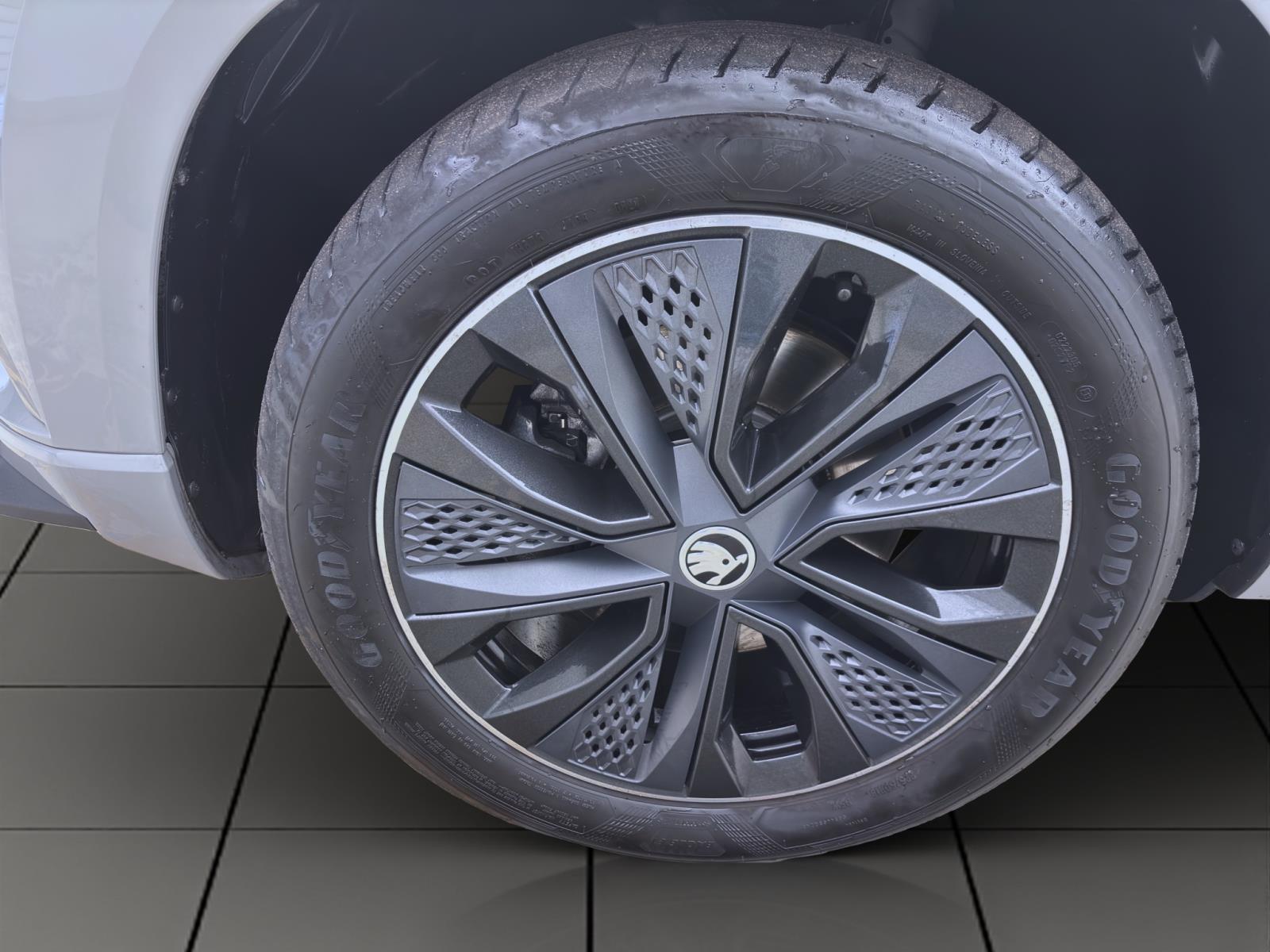 Skoda Karoq 2.0 TSI DSG 4x4 SPORTLINE MATRIX SITZHZG KLIMA