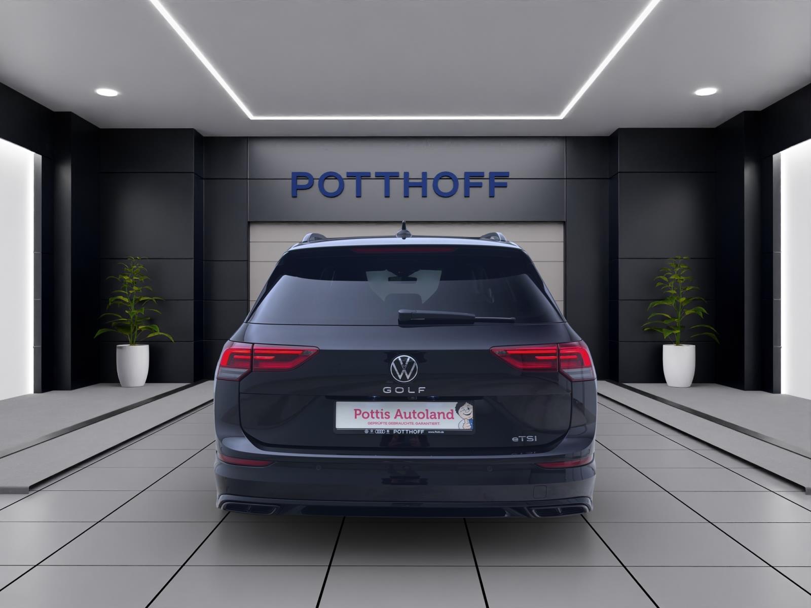 Volkswagen Golf Variant 1.5 eTSI DSG R-LINE NAVI ACC SITZHZG LED+