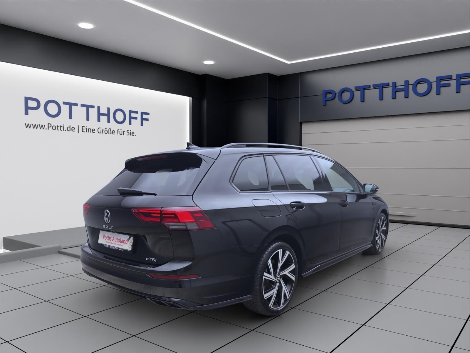 Volkswagen Golf Variant 1.5 eTSI DSG R-LINE NAVI ACC SITZHZG LED+