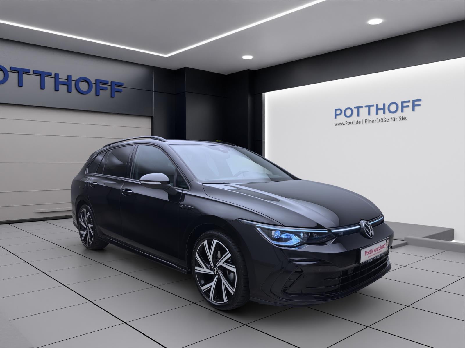 Volkswagen Golf Variant 1.5 eTSI DSG R-LINE NAVI ACC SITZHZG LED+