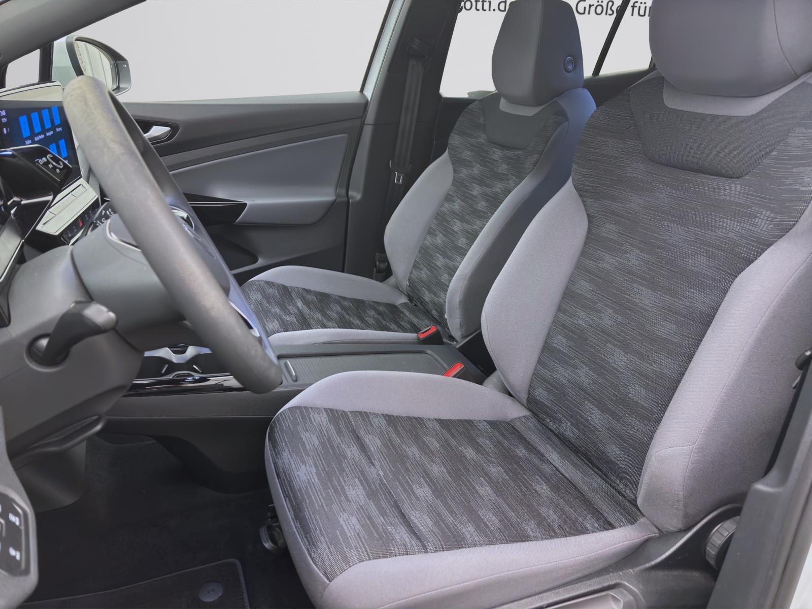 Volkswagen ID.5 PRO NAVI AHK IQ.LIGHT KLIMA