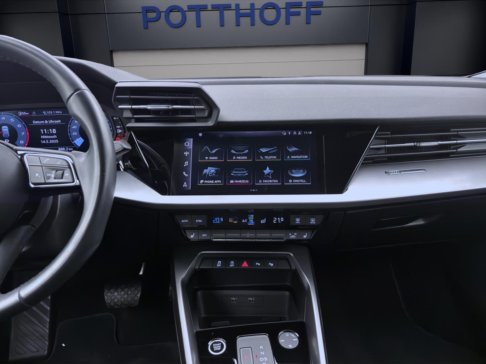 Audi A3 Sportback 35 TFSI ADVANCED SOUND KLIMA AHK LM17
