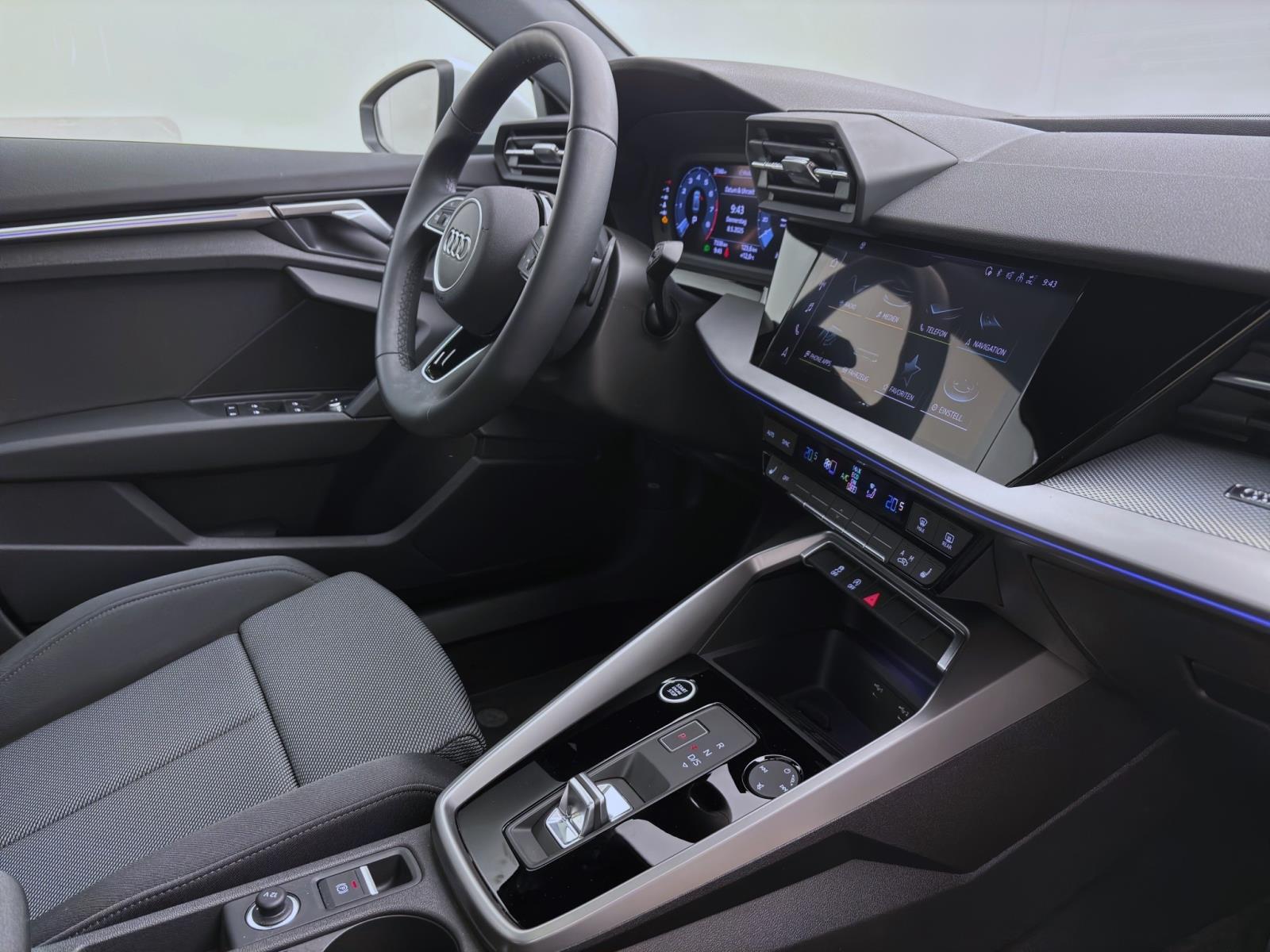 Audi A3 Limousine 30 TFSI ADVANCED LED KAMERA AHK